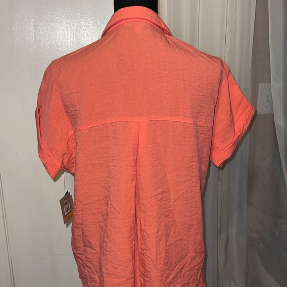 New John Mark Button Down Top Coral Color - Picture 5 of 9